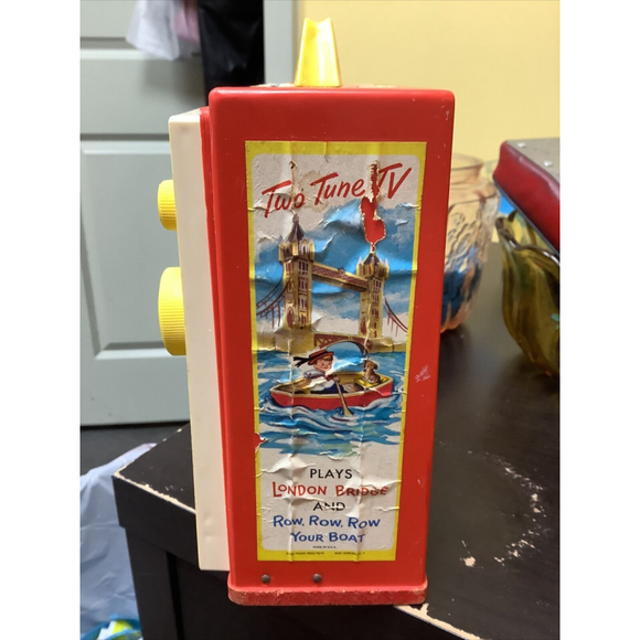 Vintage 1964 Fisher-Price Giant Screen Music Box TV Two Tunes Working - Picture 3 of 6